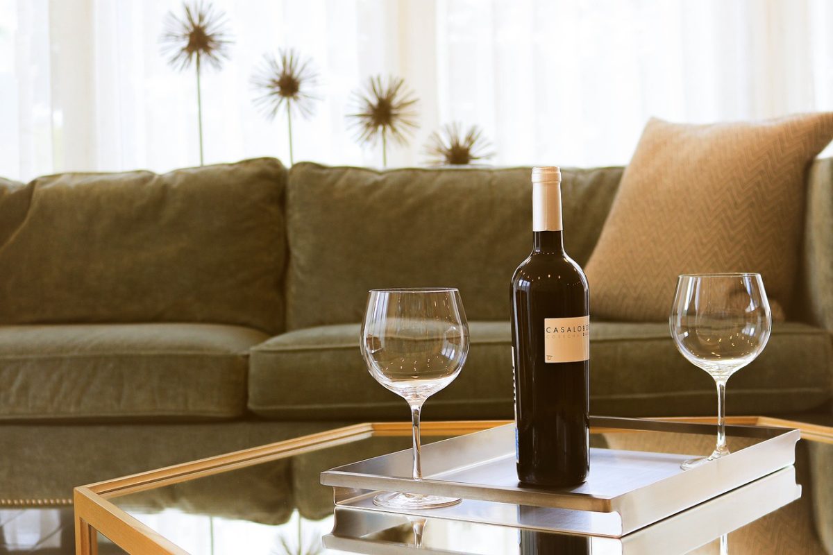 引っ越し祝いでおすすめのワイングラス３選！